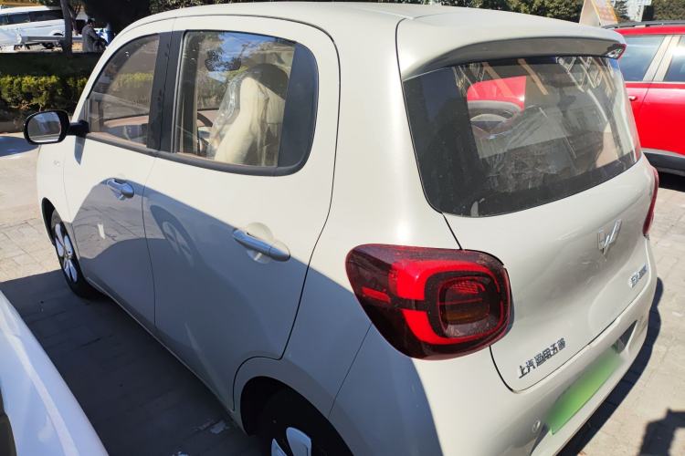 Used Wuling Hongguang MINIEV 2025 Four-Door Version Advanced Edition
