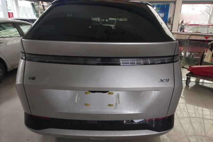 Used XPeng X9 2025 650 Long-Range Max
