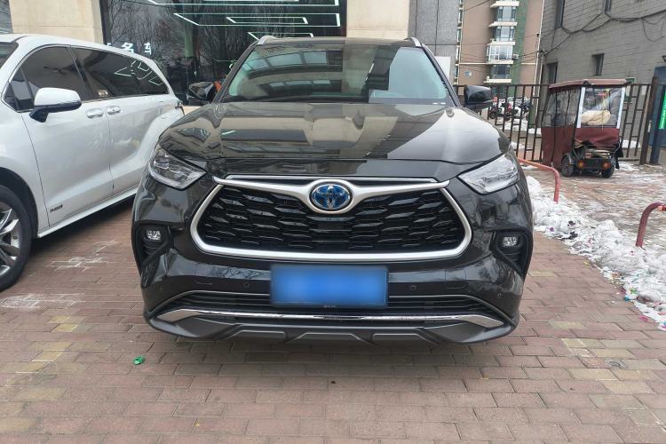 Used Toyota Highlander 2023 2.5L Smart Electric Hybrid Dual-Motor All-Wheel-Drive Luxury 7-Seater