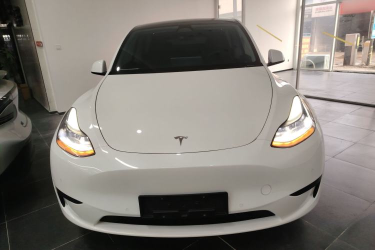 Used Tesla Model Y 2023 Rear-Wheel-Drive Version