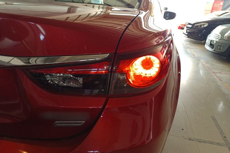 Used Mazda Atenza 2014 2.0L Blue Sky Luxury Edition
