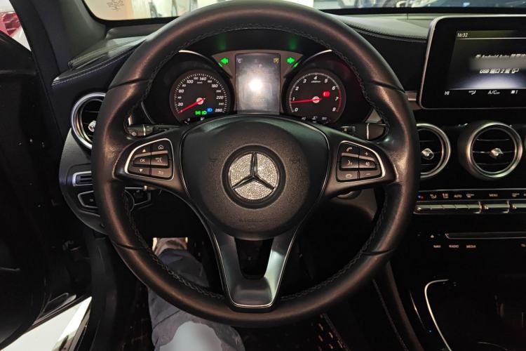 Used Mercedes-Benz GLC 2019 GLC 200 L 4MATIC
