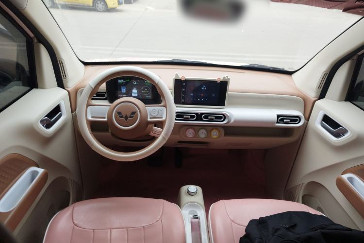 Used Wuling Hongguang MINIEV 2024 3rd Generation 215km Advanced Version