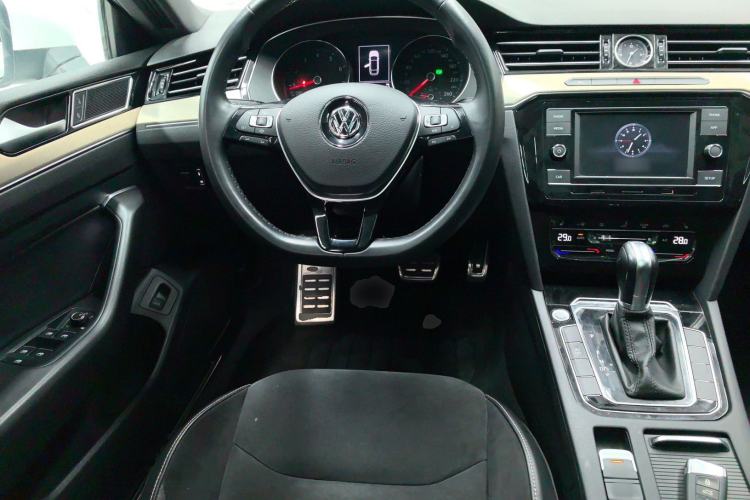 Used Volkswagen FAW-Volkswagen CC 2020 330TSI Huayan Edition China VI Standard
