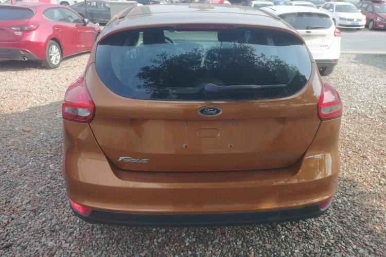 Used Ford Focus 2015 Hatchback 1.6L Manual Comfort Edition
