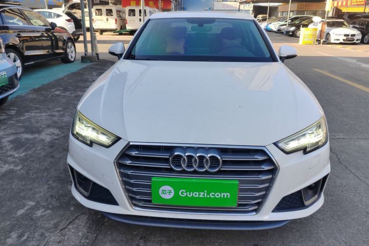 Used Audi A4L 2019 40 TFSI Fashion Version China V