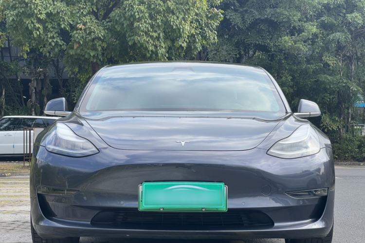 Used Tesla Model 3 2019 Long-Range Rear-Wheel-Drive Version
