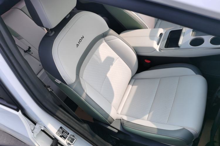 Used AION Y 2022 Plus 70 Smart Edition
