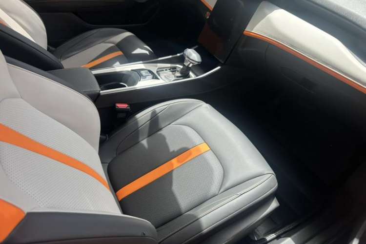 Used Dongfeng Aeolus Yixuan 2023 Mach Edition 1.5L Automatic Chasing Shadow Version
