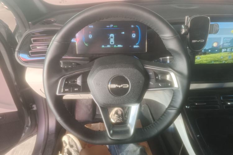 Used BYD Qin PLUS 2023 Champion Edition DM-i 55KM Leading Model
