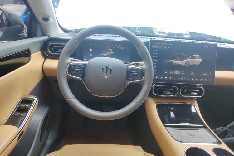 Used Leapmotor C01 2024 All-Electric 625 Deluxe Edition
