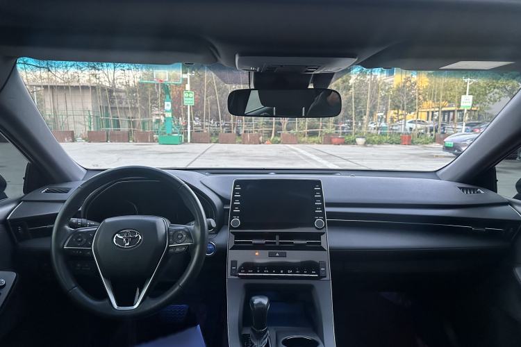 Used Toyota Avalon 2019 Dual-Engine 2.5L Luxury Edition China VI Standard
