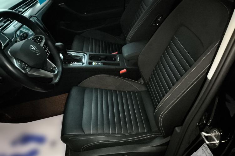 Used Volkswagen Magotan 2020 330TSI DSG Leading Model
