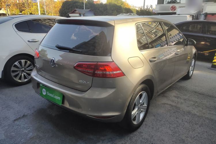 Used Volkswagen Golf 2015 1.6L Automatic Comfort Model
