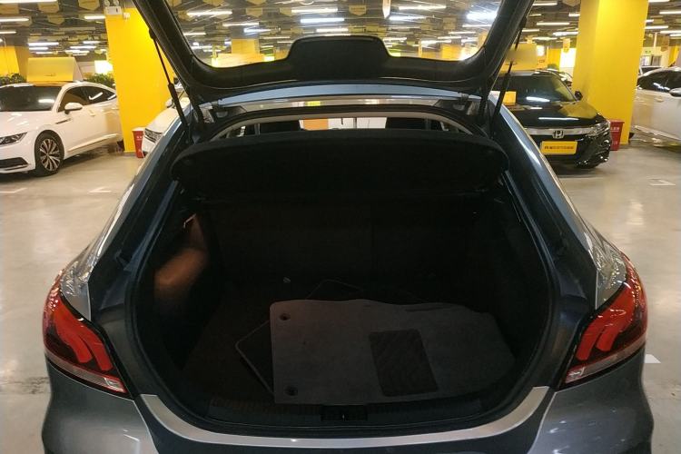 Used MG 6 2017 20T Automatic Luxury Smart Connect Version China V Standard
