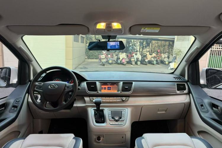 Used SAIC MAXUS G10 2021 2.0T Automatic Elite Edition Gasoline 7-Seater
