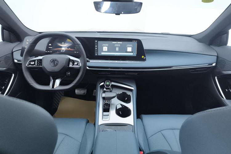 Used MG 7 2023 2.0T Automatic Hunter Luxury Edition
