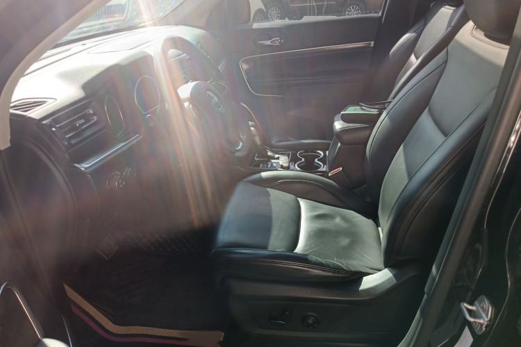 Used  Grand Commander 2018 2.0T Four-Wheel Drive Premium Navigation Version China V