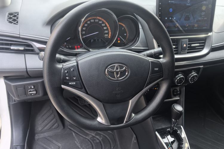 Used Toyota YARiS L 2022 X-Trail 1.5L CVT Luxury PLUS Edition