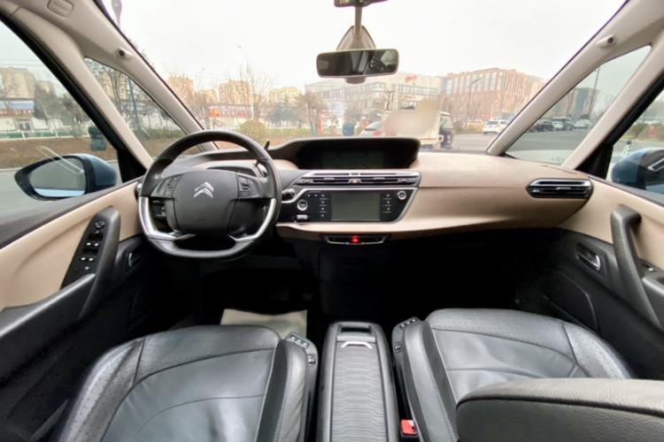 Used Citroen C4 Picasso 2015 Grand 1.6T Luxury 7-Seater
