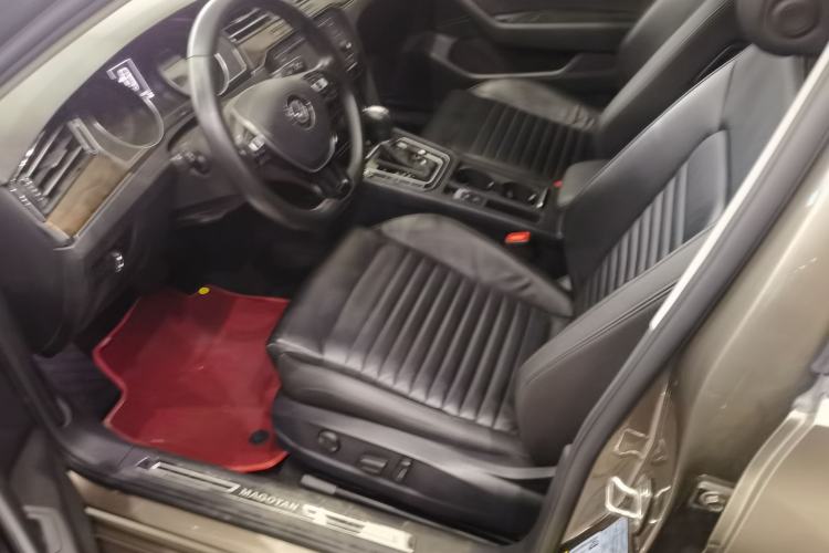 Used Volkswagen Magotan 2018 Facelift 330TSI DSG Luxury Model