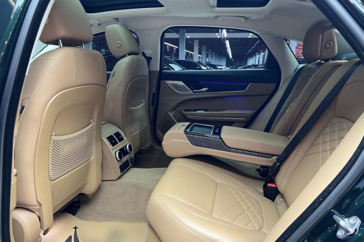 Used Jaguar XFL 2023 XFL 2.0T P250 Two-Wheel-Drive Luxury Deluxe Edition
