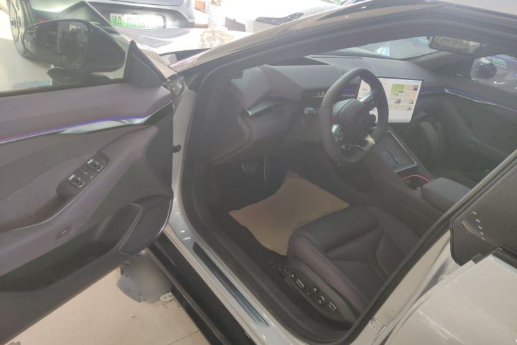 Used XPeng P7 2025 Model—702 Long Range Ultra
