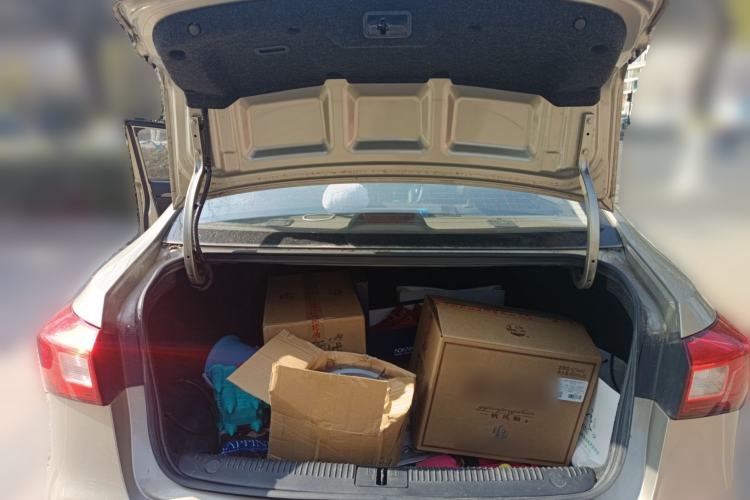 Used Roewe 360 2015 1.5L Automatic Luxury Edition
