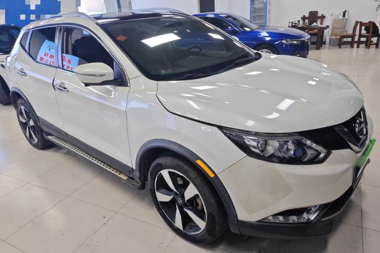 Used Nissan Qashqai 2016 2.0L CVT Luxury Edition
