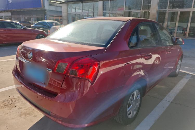 Used Buick Excelle 2013 1.5L Manual Classic Model
