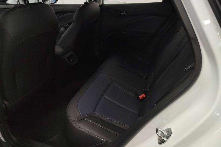 Used Buick Velite 6 2023 430km Range Commuter Version
