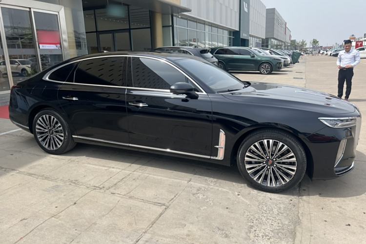 Used Hongqi H9 2024 2.0T Qixiang Luxury Business Edition

