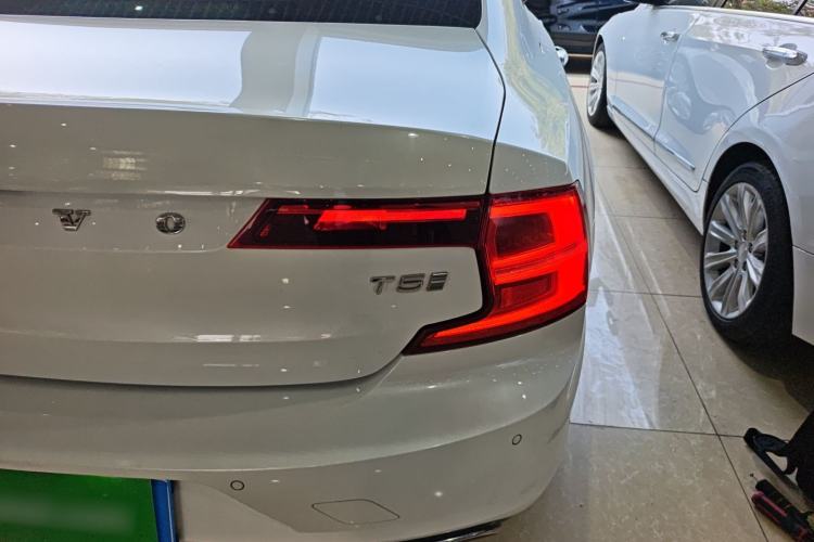 Used Volvo S90 2019 T5 Zhiyi Edition
