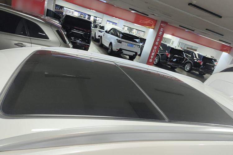 Used Cadillac XT5 2018 25T Luxury Model
