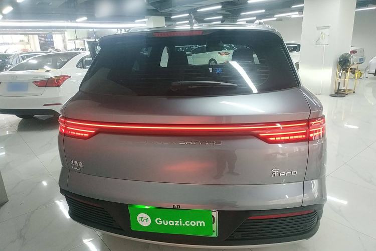 Used BYD Song Pro New Energy 2024 HONOR Edition DM-i 110KM Beyond Model
