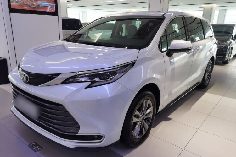 Used Toyota Sienna 2026 Model 2.5L Dual-Engine Four-Wheel-Drive Prestige Edition