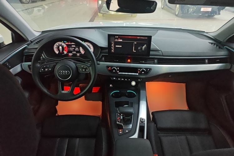 Used Audi A4L 2020 40 TFSI Luxury Dynamic Model
