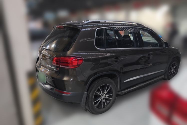 Used Volkswagen Tiguan 2015 1.8TSI Automatic All-Wheel-Drive Luxury Model