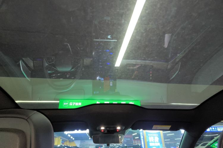 Used NETA S 2022 Pure Electric 715 km Range Rear-Wheel Drive Mid-Range Version
