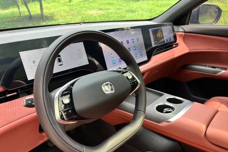 Used Changan CS75 PLUS 2025 4th Generation 1.5T New Blue Whale Smart Luxury Edition
