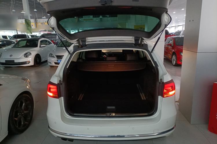 Used Volkswagen Magotan 2012 Travel Edition 2.0 TSI Comfort Version