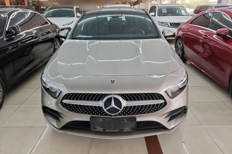 Used Mercedes-Benz A-Class 2021 A 200 L Sport Sedan Fashion Model
