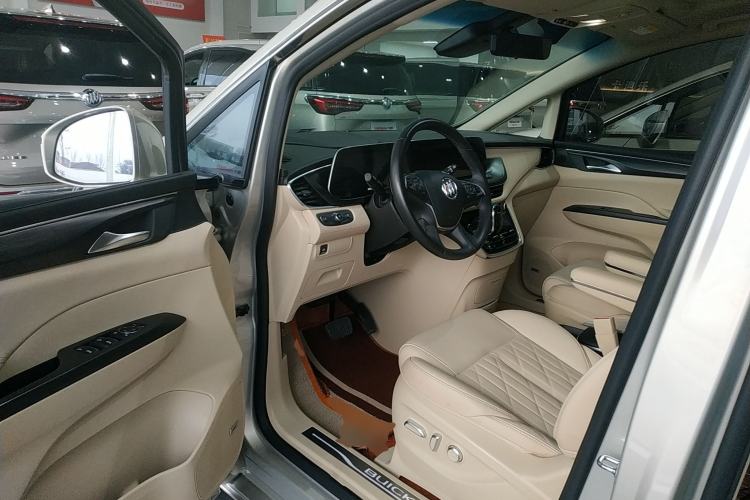 Used Buick GL8 2022 ES Landtrek 653T Flagship Model
