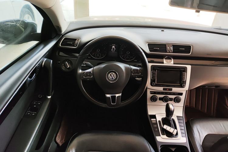 Used Volkswagen Magotan 2015 1.8TSI Luxury Model