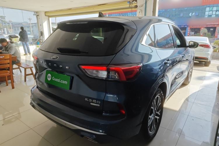 Used Ford Escape 2020 EcoBoost 245 Four-Wheel Drive Luxury Edition
