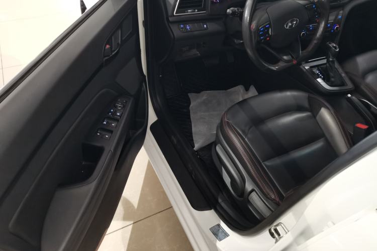 Used Hyundai Elantra 2018 1.4T Dual-Clutch Xuan Dong · Dynamic Edition
