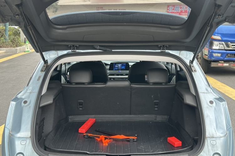 Used Buick Velite 6 2019 Connected Fashion Model
