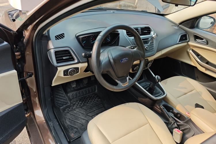 Used Ford Escort 2015 1.5L Manual Comfort Model