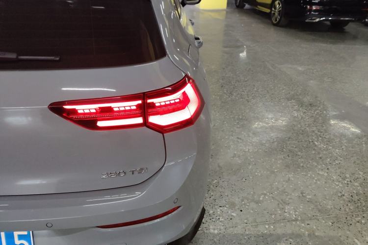 Used Volkswagen Golf 2023 Facelift 280TSI DSG R-Line