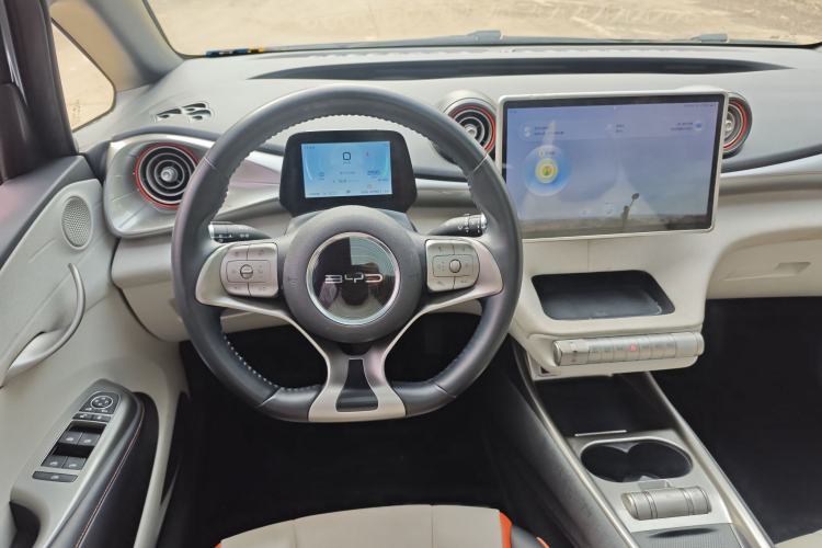 Used BYD Dolphin 2021 405 km Fashion Edition
